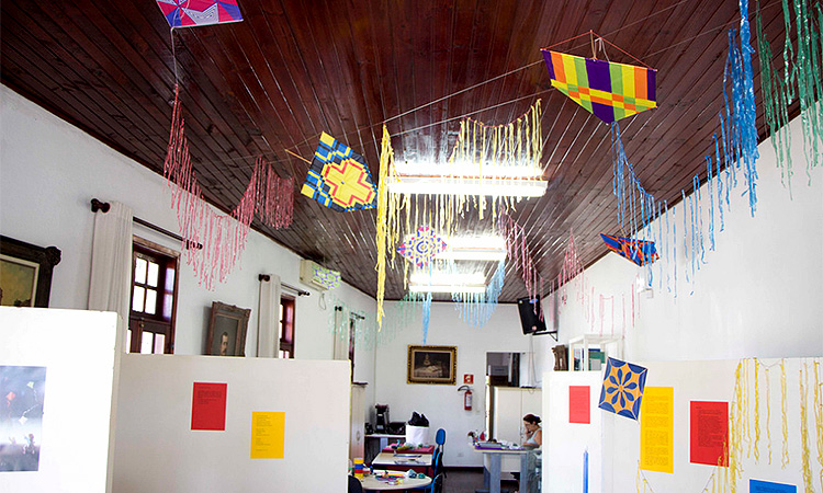 Gabinete de Leitura abre espaço para diversão com brinquedos antigos