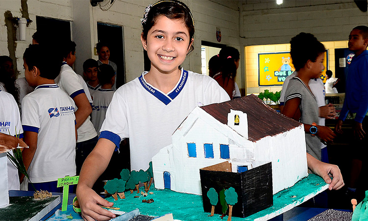 A aluna Ana Clara Sena Cardoso, de 9 anos