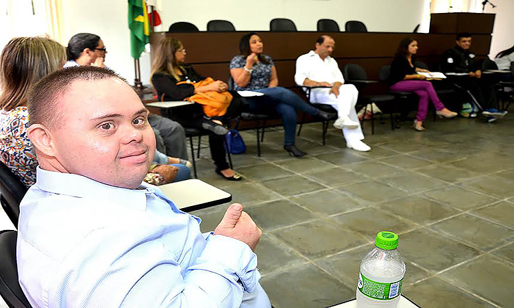 Professores participam de 2º Encontro sobre Síndrome de Down