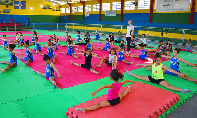 Alunos iniciam participação no Circuito Escolar de Ginástica Artística —